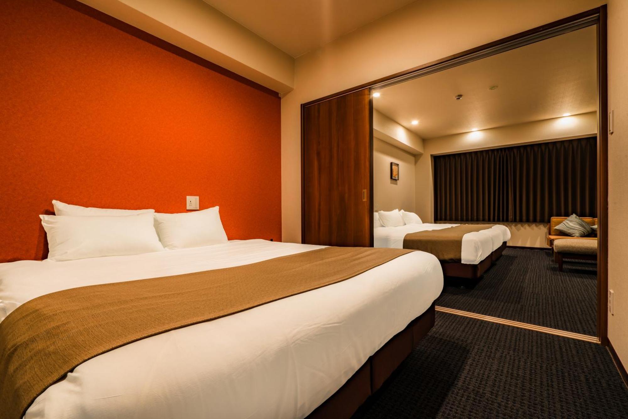 Randor Residential Hotel Kyoto Suites Eksteriør bilde A room at the hotel